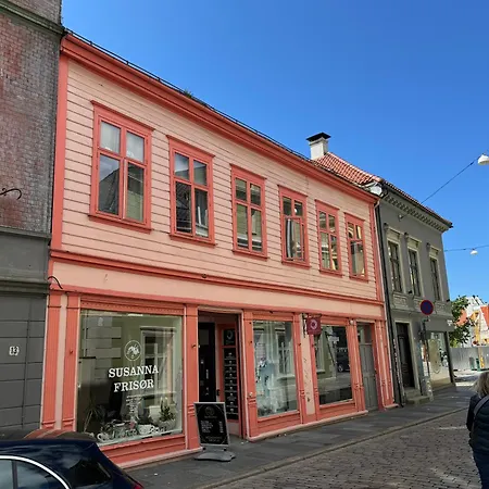 Apartment Spacious And I 250m From Bryggen *