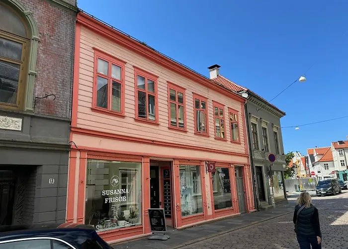 Apartment Spacious And I 250m From Bryggen *